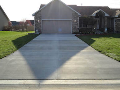 Transition of concrete driveway to street